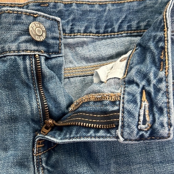 Gap Factory Jean Shorts size 8 med light Wash retro - Picture 4 of 9